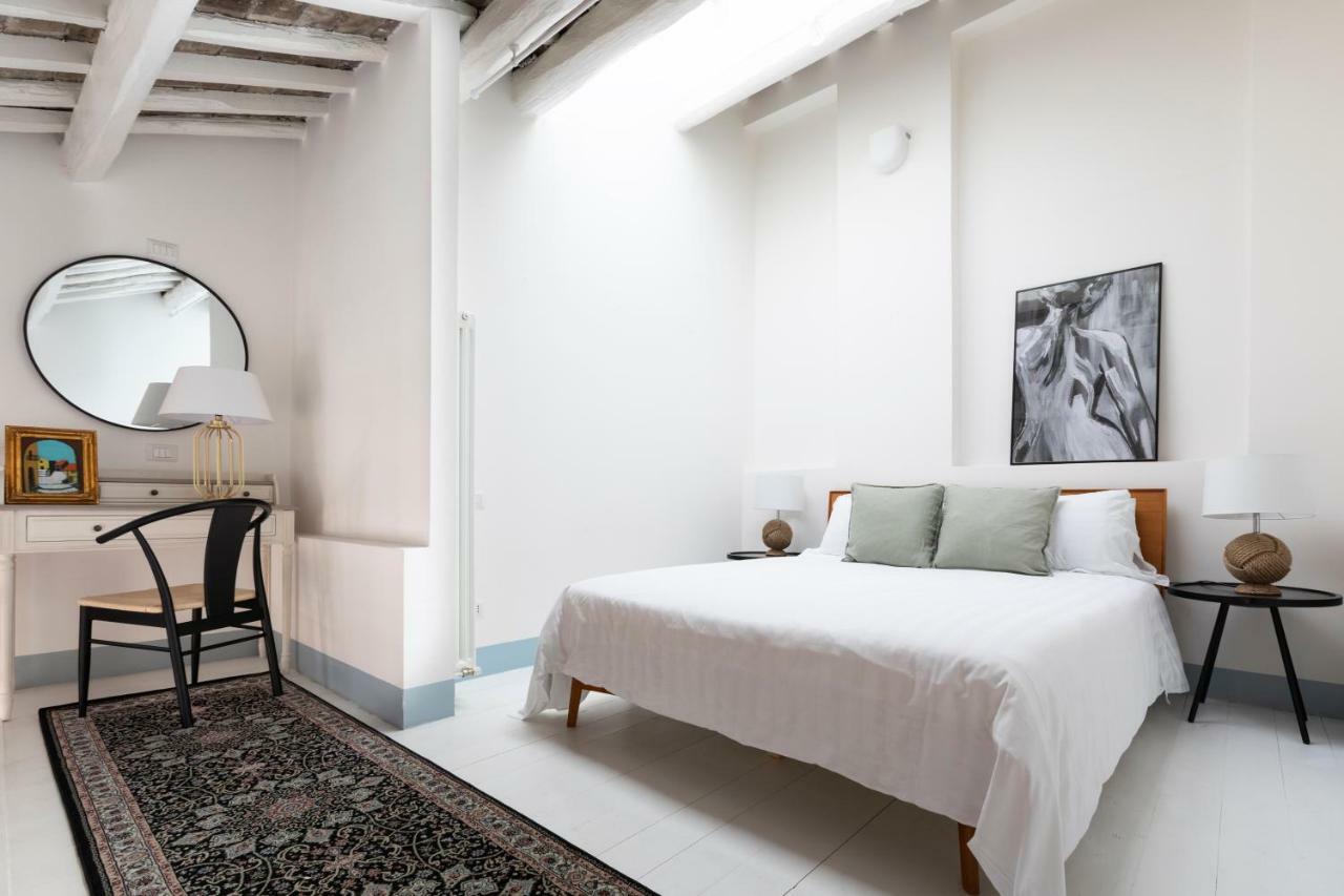 Sonder - Piazza Trilussa Lejlighedshotel Rom Eksteriør billede